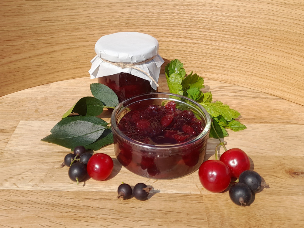 Gem/dulceata de coacaze si visine